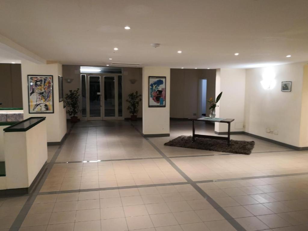 Petit Avec Classe Sanremo Exteriör bild