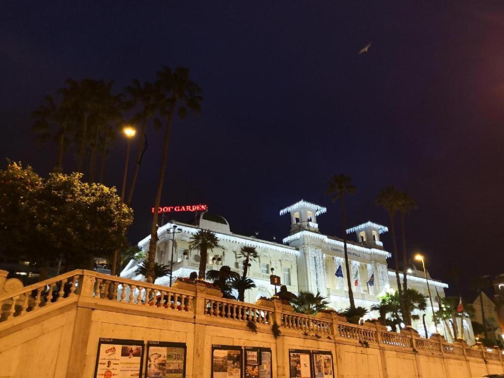 Petit Avec Classe Sanremo Exteriör bild