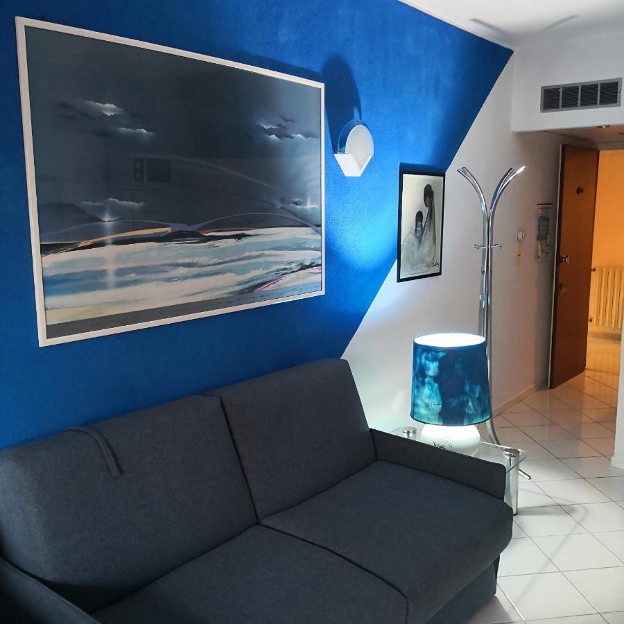 Petit Avec Classe Sanremo Exteriör bild